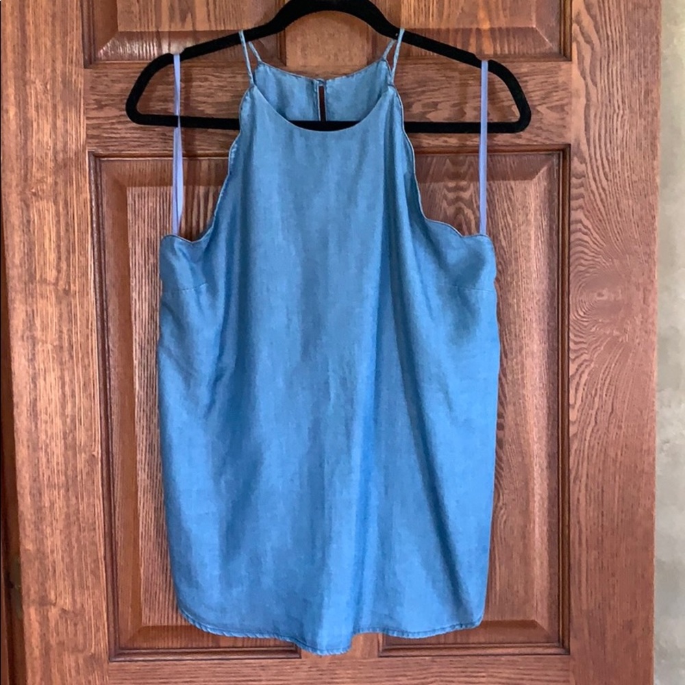 Scalloped Tank